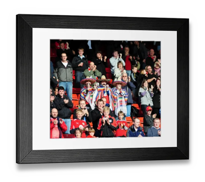 Framed Print : Barnsley V Bristol City