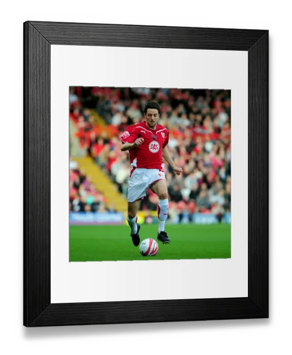 Framed Print : Football Showdown: A Thrilling Encounter - Bristol City vs Sheffield Wednesday (Season 09-10)
