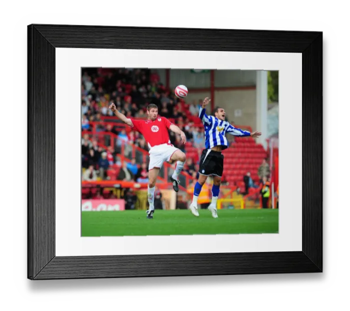 Framed Print : Bristol City vs Sheffield Wednesday: A Football Showdown - 09-10 Season Highlights