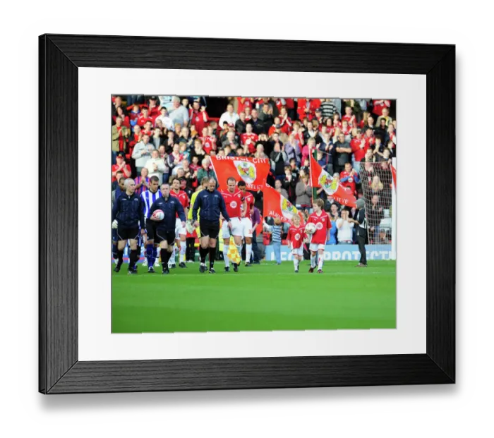 Framed Print : Bristol City vs Sheffield Wednesday: A Football Showdown - Season 09-10