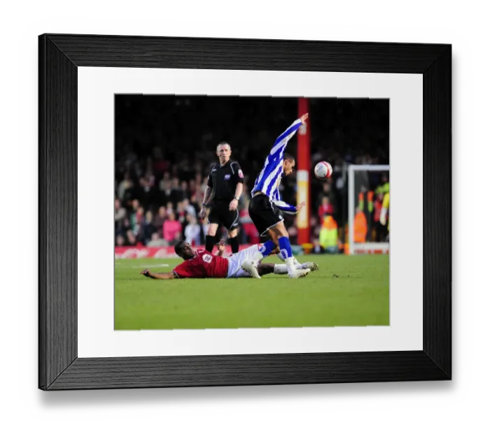 Framed Print : A Football Showdown: Bristol City vs Sheffield Wednesday - Season 09-10 Framed Print : A Football Showdown: Bristol City vs Sheffield Wednesday - Season 09-10
