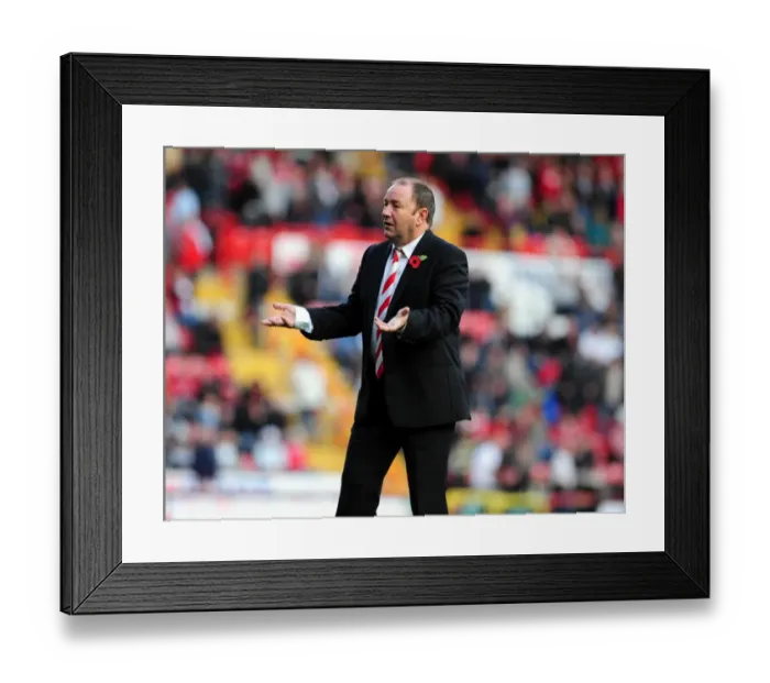 Framed Print : Bristol City vs Sheffield Wednesday: A Season to Remember (09-10) - Football Showdown Framed Print : Bristol City vs Sheffield Wednesday: A Season to Remember (09-10) - Football Showdown