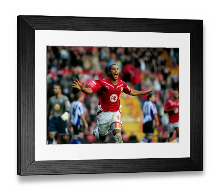 Framed Print : Bristol City vs Sheffield Wednesday: A Football Rivalry Showdown - Season 09-10