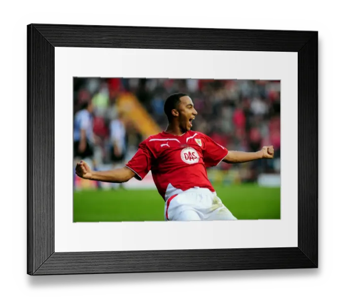 Framed Print : A Football Showdown: Bristol City vs Sheffield Wednesday - Season 09-10