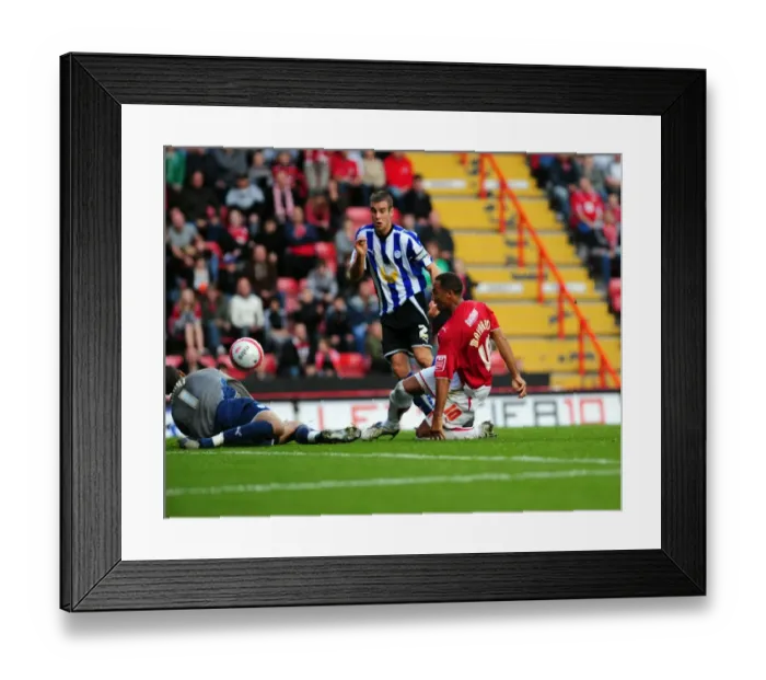 Framed Print : Bristol City vs Sheffield Wednesday: A Season to Remember (09-10) - Football Showdown Framed Print : Bristol City vs Sheffield Wednesday: A Season to Remember (09-10) - Football Showdown