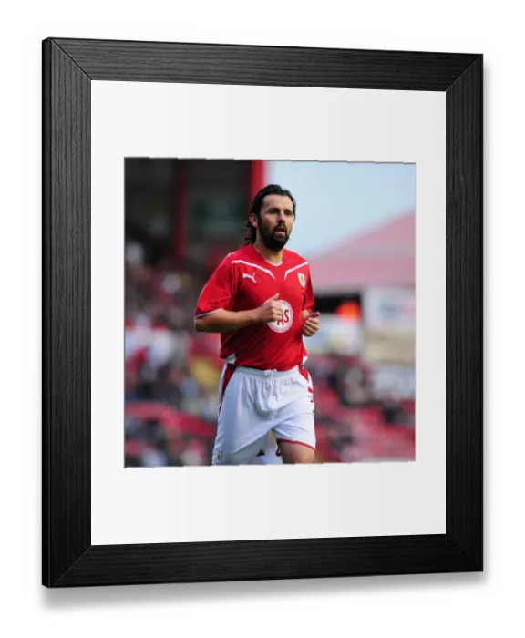 Framed Print : Bristol City vs Sheffield Wednesday: A Thrilling Football Showdown - Season 09-10 Framed Print : Bristol City vs Sheffield Wednesday: A Thrilling Football Showdown - Season 09-10