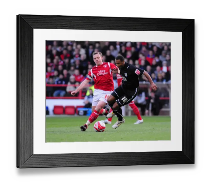 Framed Print : The Clash: Nottingham Forest vs. Bristol City - Season 09-10