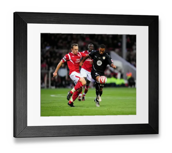 Framed Print : Bristol City vs. Nottingham Forest: A Football Rivalry - Season 09-10 Framed Print : Bristol City vs. Nottingham Forest: A Football Rivalry - Season 09-10