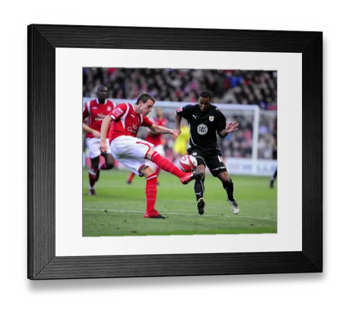 Framed Print : Nicky Maynard - Paul McKenna