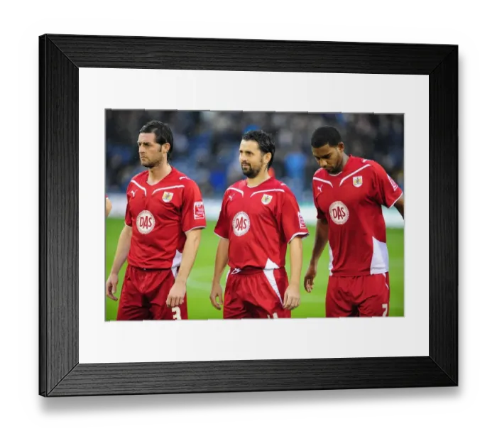 Framed Print : The Clash: West Brom vs. Bristol City - Football Rivalry: A Battle Between Two Powerhouses (Season 09-10) Framed Print : The Clash: West Brom vs. Bristol City - Football Rivalry: A Battle Between Two Powerhouses (Season 09-10)