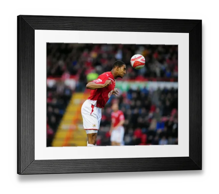 Framed Print : Bristol City vs Sheffield United: Football Rivalry - Season 09-10 Framed Print : Bristol City vs Sheffield United: Football Rivalry - Season 09-10