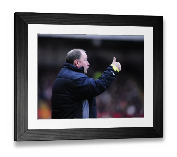 Framed Print : Bristol City vs Sheffield United: A Football Showdown - Season 09-10 Framed Print : Bristol City vs Sheffield United: A Football Showdown - Season 09-10