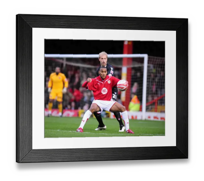 Framed Print : Bristol City vs Sheffield United: A Football Showdown - Season 09-10 Framed Print : Bristol City vs Sheffield United: A Football Showdown - Season 09-10