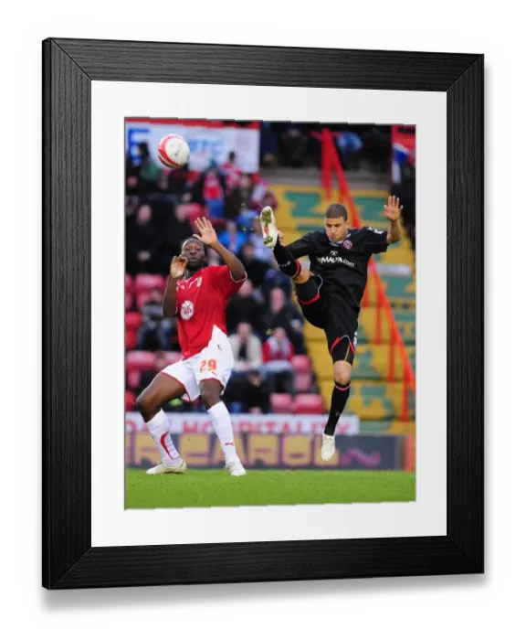 Framed Print : Bristol City vs Sheffield United: A Football Rivalry Unfolds - 09-10 Season Showdown