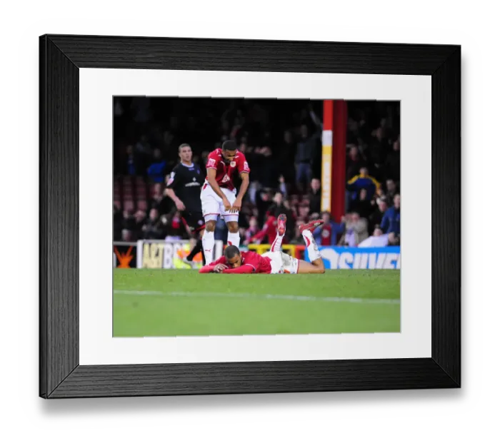 Framed Print : Football Rivalry: Bristol City vs Sheffield United - Season 09-10 Framed Print : Football Rivalry: Bristol City vs Sheffield United - Season 09-10