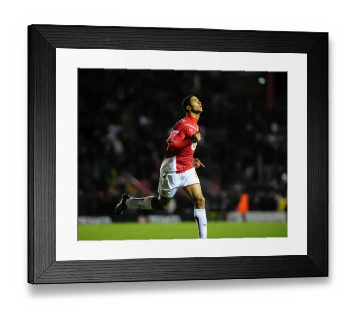 Framed Print : Bristol City vs Sheffield United: A Football Rivalry - Season 09-10 Framed Print : Bristol City vs Sheffield United: A Football Rivalry - Season 09-10