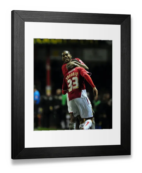 Framed Print : Bristol City vs Sheffield United: A Football Showdown - Season 09-10 Framed Print : Bristol City vs Sheffield United: A Football Showdown - Season 09-10