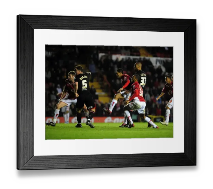 Framed Print : Bristol City vs Sheffield United: Football Rivalry - Season 09-10 Framed Print : Bristol City vs Sheffield United: Football Rivalry - Season 09-10