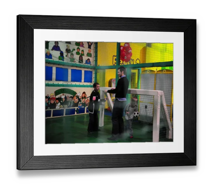 Framed Print : City Redz Christmas Party: Holiday Cheer with Bristol City First Team at Jump (09-10 Season) Framed Print : City Redz Christmas Party: Holiday Cheer with Bristol City First Team at Jump (09-10 Season)