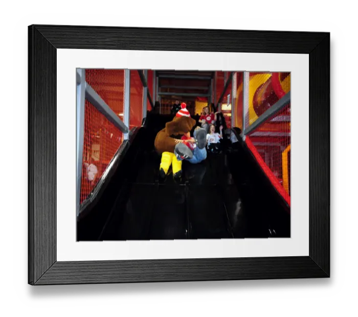 Framed Print : Bristol City First Team: Holiday Cheer at Jump - Season 09-10 (City Redz Christmas Party)