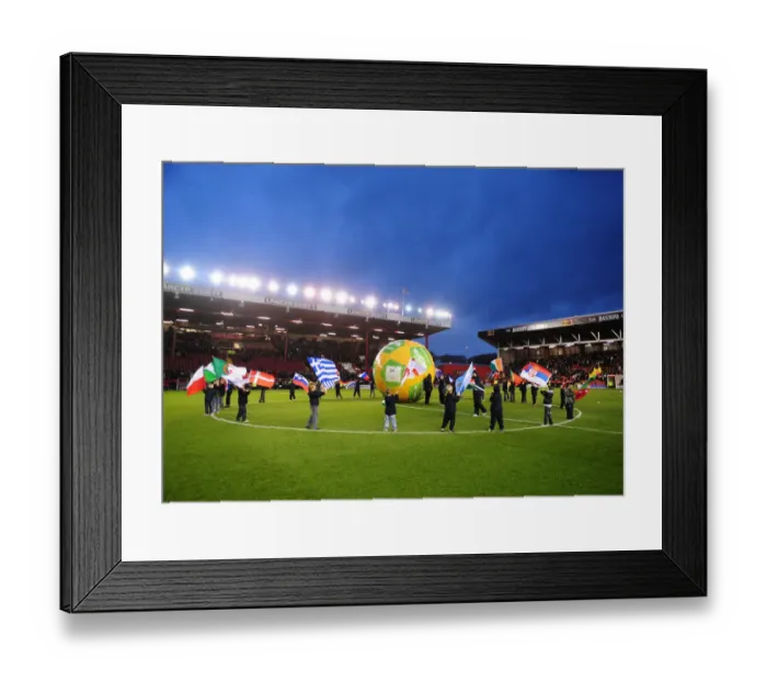 Framed Print : Bristol City vs Ipswich Town: The Rivalry - Season 09-10 Framed Print : Bristol City vs Ipswich Town: The Rivalry - Season 09-10