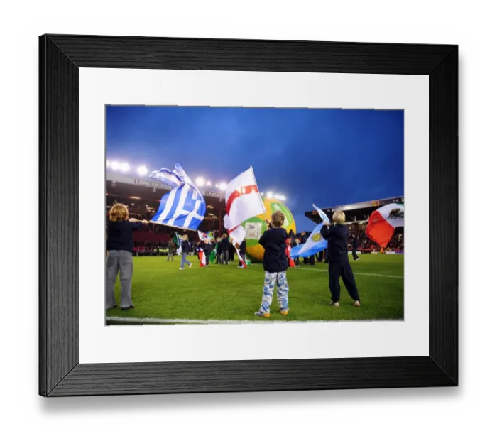 Framed Print : Bristol City vs Ipswich Town: A Football Rivalry Unfolds - 09-10 Season Showdown Framed Print : Bristol City vs Ipswich Town: A Football Rivalry Unfolds - 09-10 Season Showdown