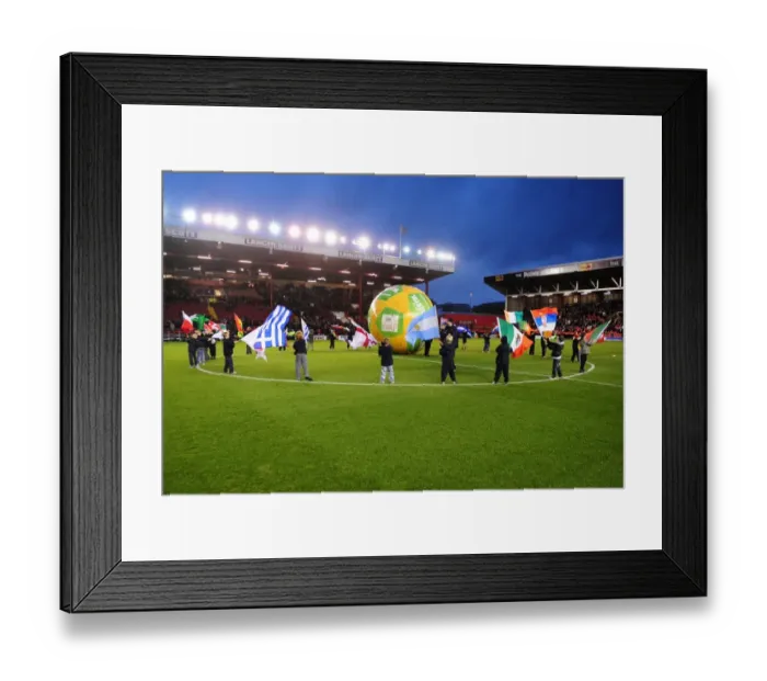 Framed Print : Bristol City vs Ipswich Town: A Football Rivalry Unfolds - Season 09-10 Framed Print : Bristol City vs Ipswich Town: A Football Rivalry Unfolds - Season 09-10