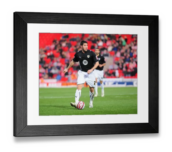 Framed Print : Football Showdown: Bristol City vs Doncaster Rovers - Season 09-10 Framed Print : Football Showdown: Bristol City vs Doncaster Rovers - Season 09-10
