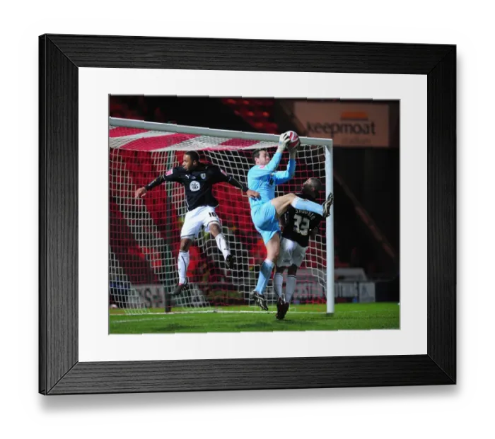 Framed Print : Bristol City vs Doncaster Rovers: A Football Rivalry - Season 09-10 Framed Print : Bristol City vs Doncaster Rovers: A Football Rivalry - Season 09-10