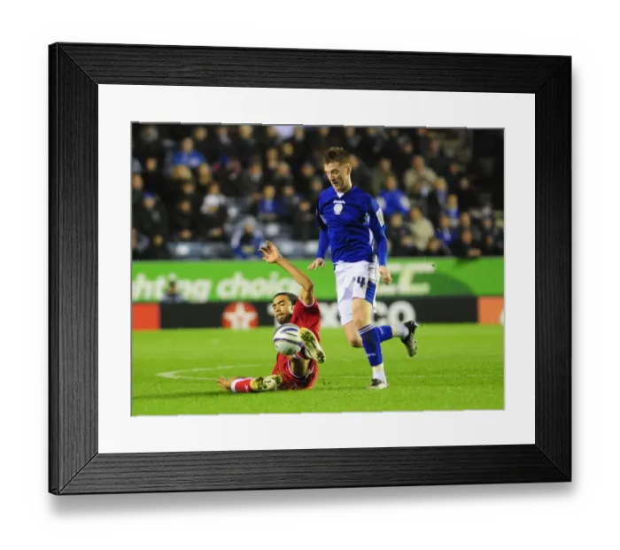 Framed Print : Football Rivalry: Leicester City vs. Bristol City - Season 09-10 Framed Print : Football Rivalry: Leicester City vs. Bristol City - Season 09-10