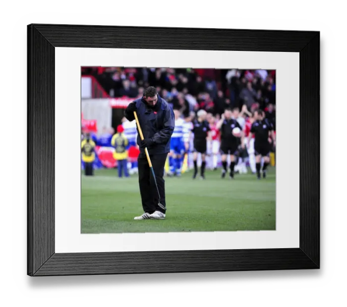 Framed Print : Bristol City vs Reading: A Football Rivalry - Season 09-10 Framed Print : Bristol City vs Reading: A Football Rivalry - Season 09-10