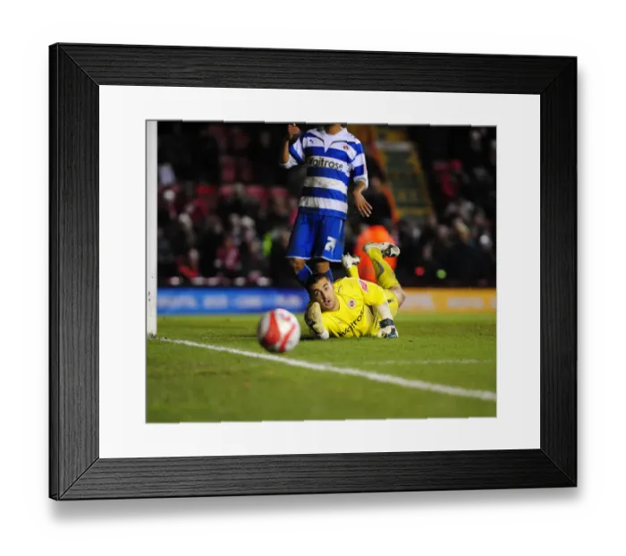 Framed Print : Bristol City vs Reading: A Football Rivalry - Season 09-10 Framed Print : Bristol City vs Reading: A Football Rivalry - Season 09-10