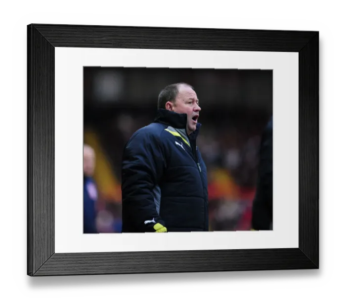 Framed Print : Bristol City vs Reading: A Football Rivalry - Season 09-10 Framed Print : Bristol City vs Reading: A Football Rivalry - Season 09-10