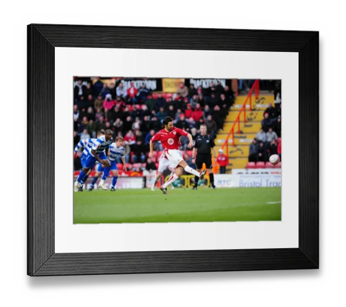 Framed Print : A Football Rivalry: Bristol City vs. Reading - Season 09-10 Framed Print : A Football Rivalry: Bristol City vs. Reading - Season 09-10