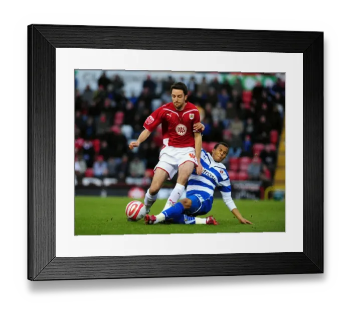 Framed Print : Bristol City vs. Reading: A Football Rivalry - 09-10 Season Framed Print : Bristol City vs. Reading: A Football Rivalry - 09-10 Season