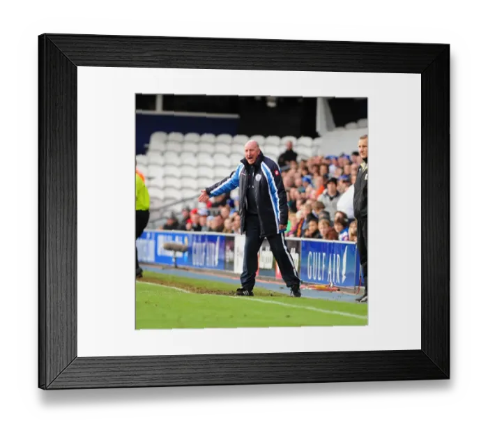 Framed Print : Battle of the West Country: QPR vs. Bristol City - Season 09-10 Framed Print : Battle of the West Country: QPR vs. Bristol City - Season 09-10
