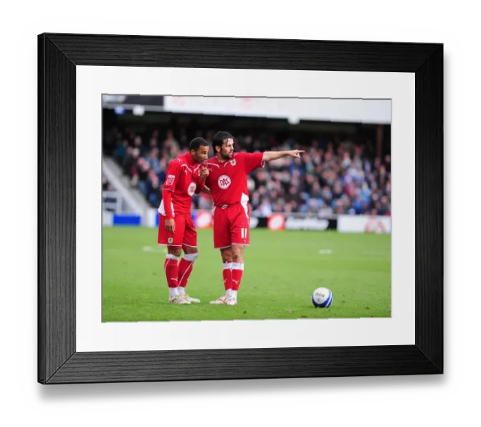 Framed Print : Battle of the West Country: QPR vs. Bristol City (Season 09-10) Framed Print : Battle of the West Country: QPR vs. Bristol City (Season 09-10)