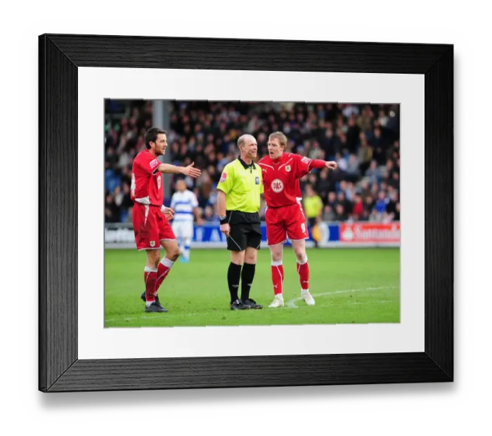 Framed Print : Battle of the West Country: QPR vs. Bristol City - Season 09-10 Framed Print : Battle of the West Country: QPR vs. Bristol City - Season 09-10