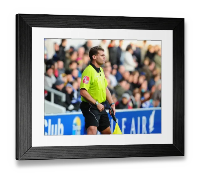 Framed Print : Battle of the Championship: QPR vs. Bristol City - Season 09-10 Framed Print : Battle of the Championship: QPR vs. Bristol City - Season 09-10