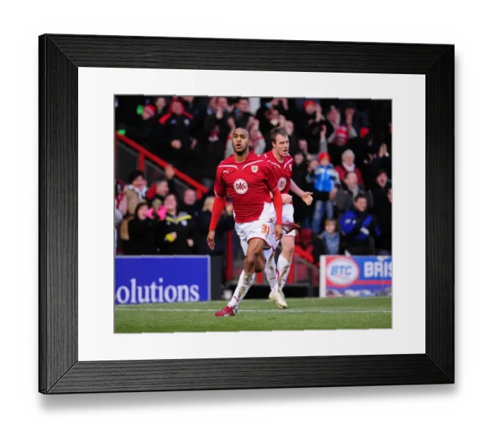 Framed Print : Bristol City vs. Watford: A Football Rivalry - Season 09-10 Framed Print : Bristol City vs. Watford: A Football Rivalry - Season 09-10