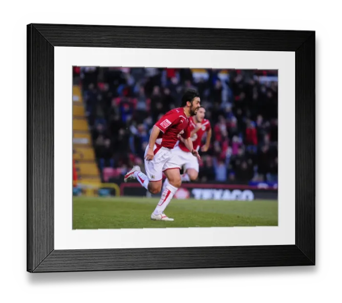 Framed Print : Bristol City vs. Watford: A Football Showdown - Season 09-10