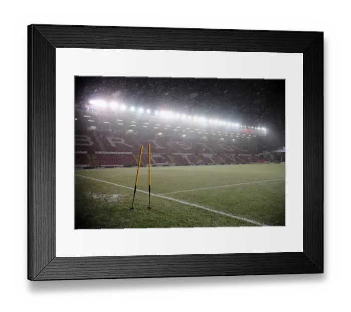 Framed Print : Bristol City vs Cardiff City: FA Cup Clash - Season 09-10 Framed Print : Bristol City vs Cardiff City: FA Cup Clash - Season 09-10