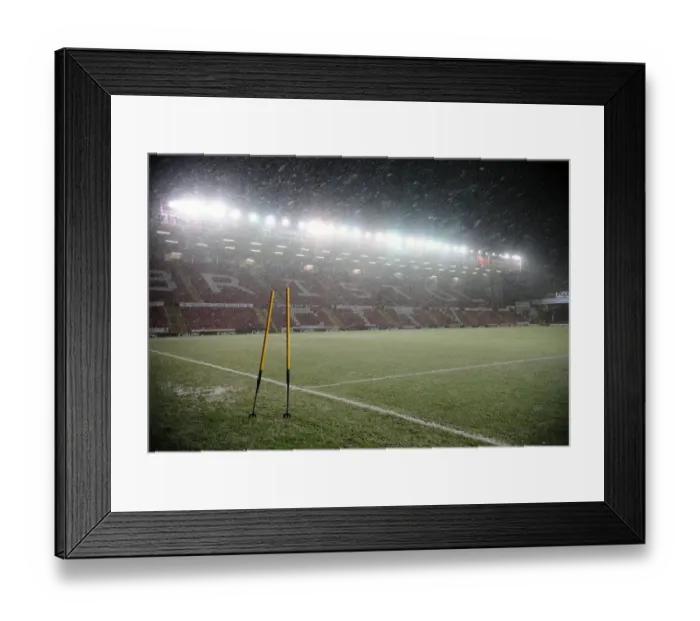 Framed Print : FA Cup Clash: Bristol City vs Cardiff City, Season 09-10 Framed Print : FA Cup Clash: Bristol City vs Cardiff City, Season 09-10