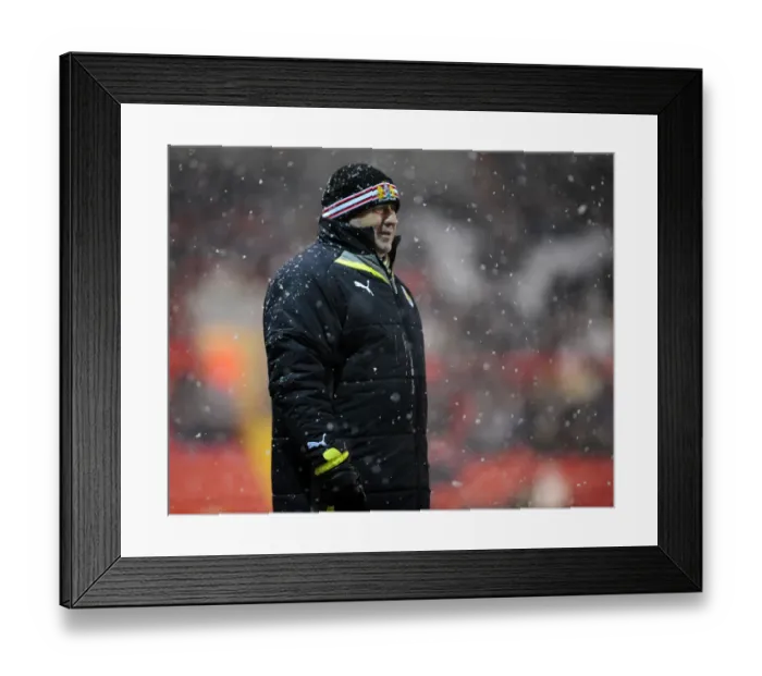 Framed Print : Bristol City vs Cardiff City: FA Cup Clash - Season 09-10