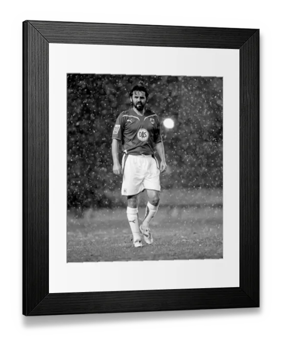 Framed Print : Bristol City vs Cardiff City: FA Cup Clash - Season 09-10