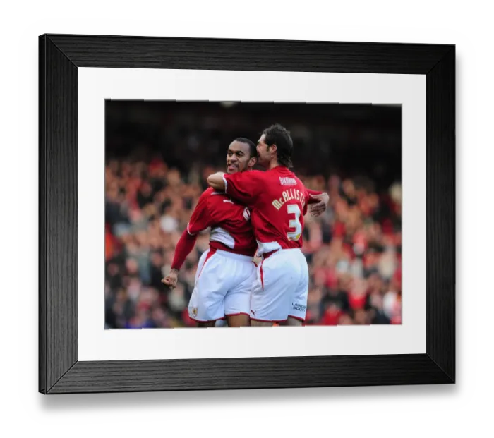 Framed Print : Bristol City vs Preston North End: A Football Rivalry Unfolds - Season 09-10