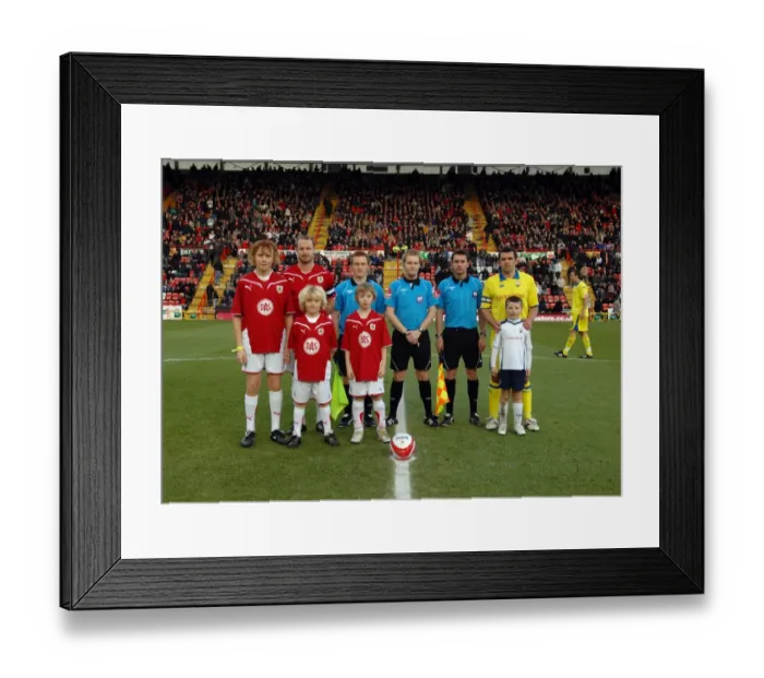 Framed Print : Bristol City vs Preston North End: A Football Rivalry - Season 09-10