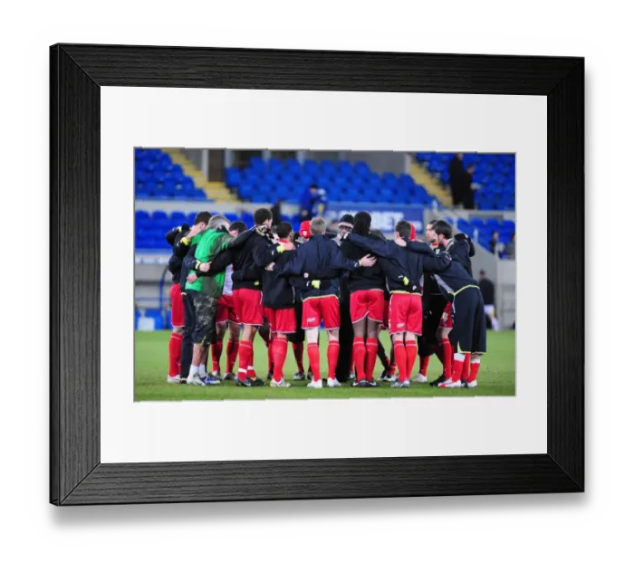 Framed Print : FA Cup Showdown: Bristol City vs. Cardiff City, Season 09-10 Framed Print : FA Cup Showdown: Bristol City vs. Cardiff City, Season 09-10