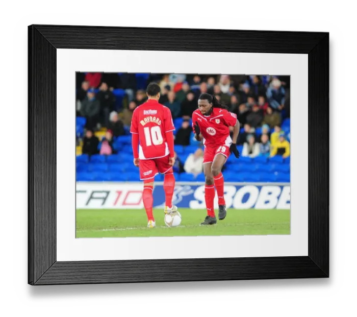 Framed Print : FA Cup Showdown: Cardiff City vs. Bristol City, Season 09-10