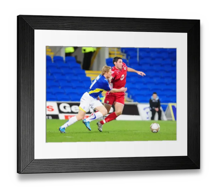 Framed Print : Bristol City vs Cardiff City: FA Cup Clash, Season 09-10